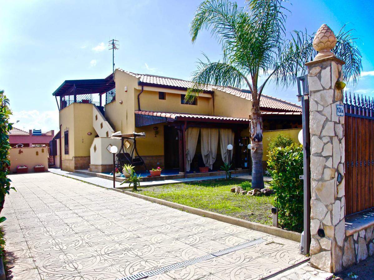 Ischia Apartment Campofelice Di Roccella Exterior foto